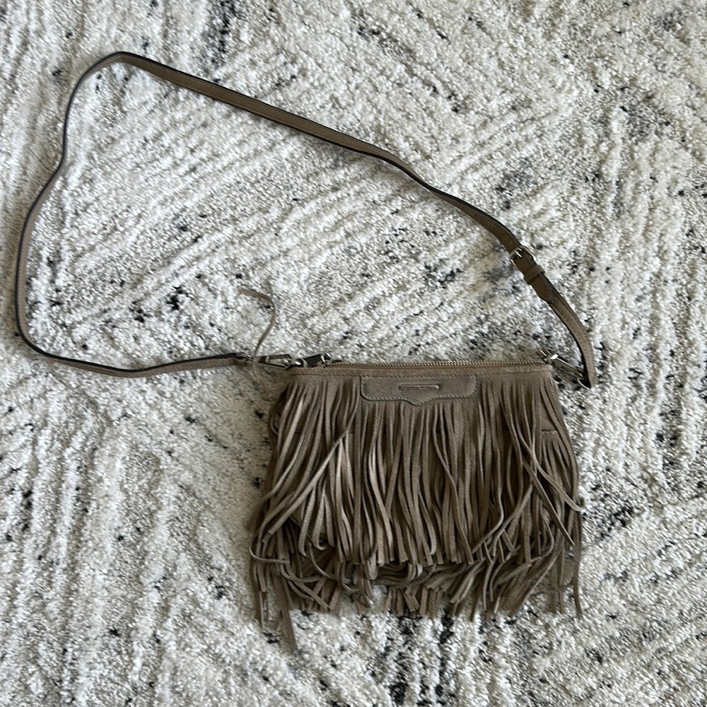The cutest fringe Taylor Swift inspired bag!!